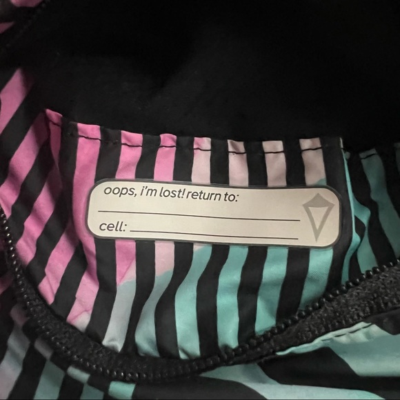 Ivivva • Speed Ahead Black Seeker Stripe Jacket • Size 14 - Picture 10 of 10